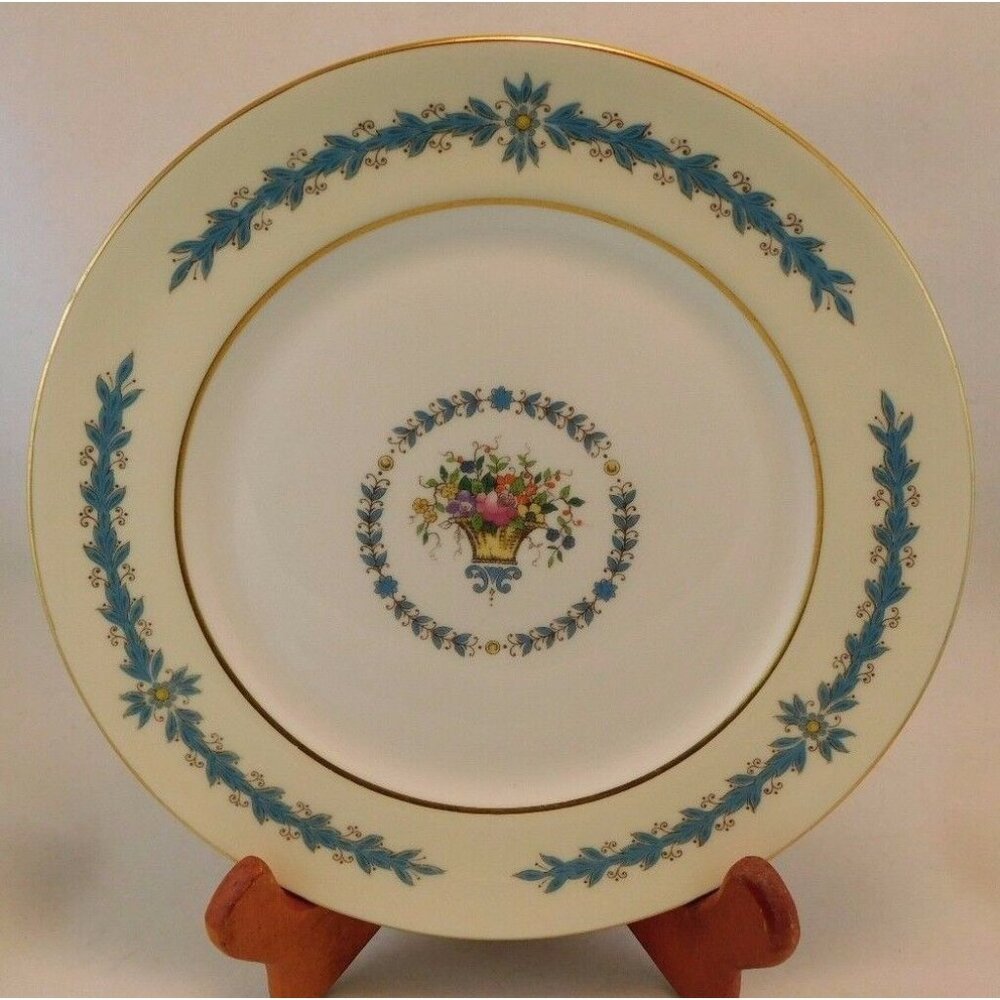 Aynsley Cambridge 7818 Salad Plate Bone China Blue Gold Floral Design 8 1/4"